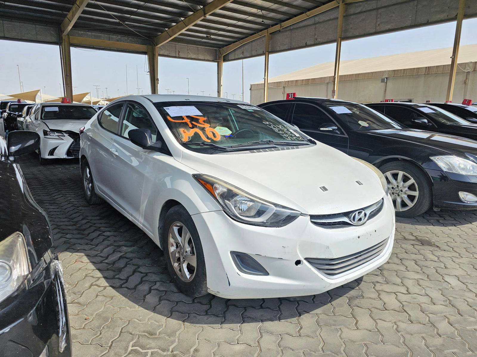 2015 HYUNDAI ELANTRA — 161165 Miles — Lot E5FH566453 — Souq - Marhaba Auctions Used Cars - Image 4