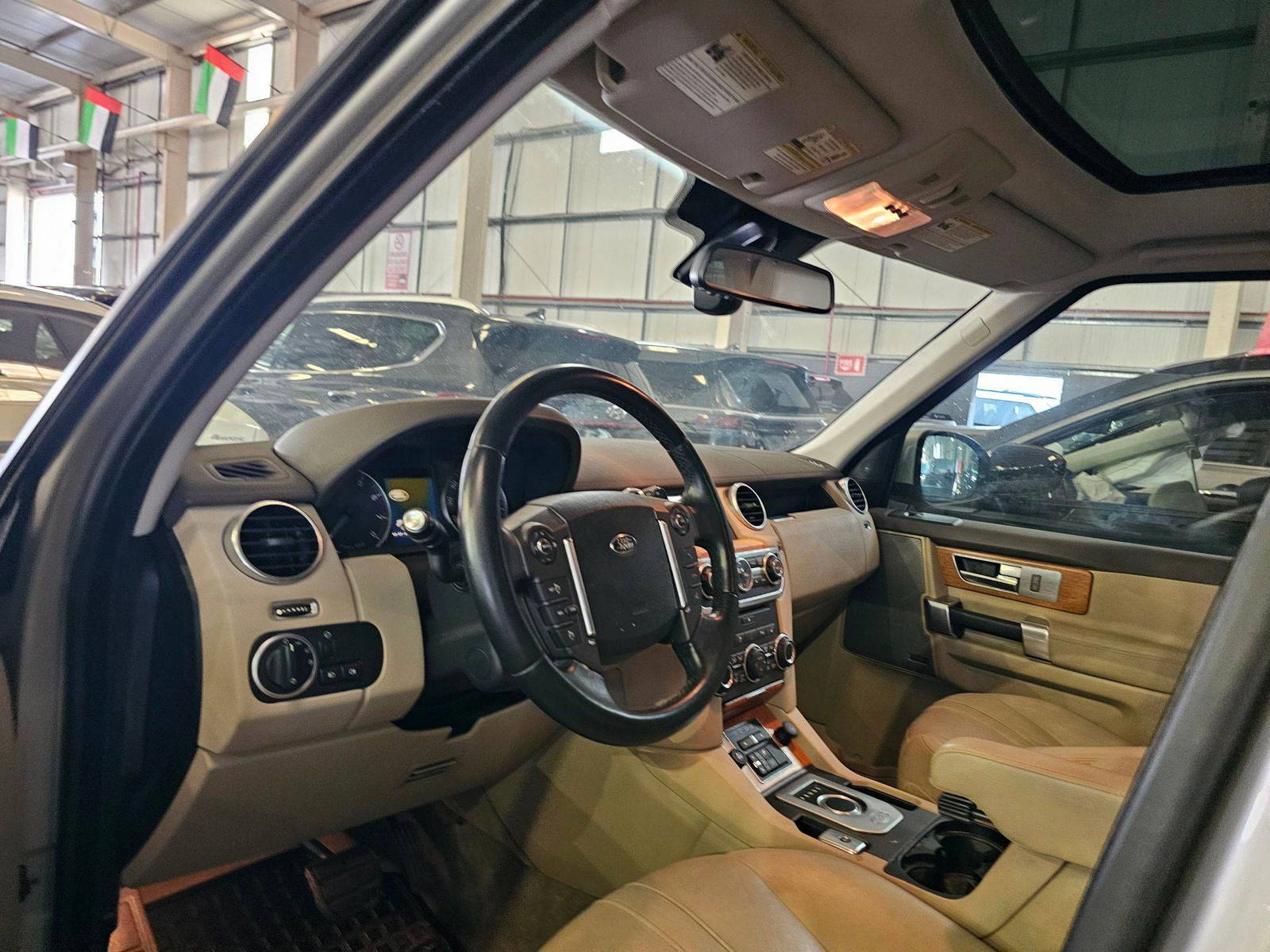2016 LAND ROVER LR4 HSE — 69962 Miles — Lot 0GA788672 — Main - Marhaba Auctions Used Cars - Image 8