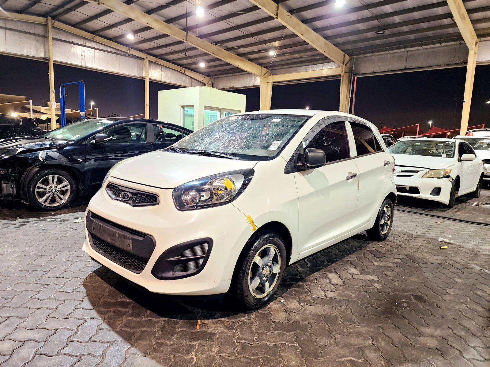 2012 KIA MORNING — 119303 KM — Lot 070441 — Ind. 12 - Marhaba Auctions Used Cars - Image 5
