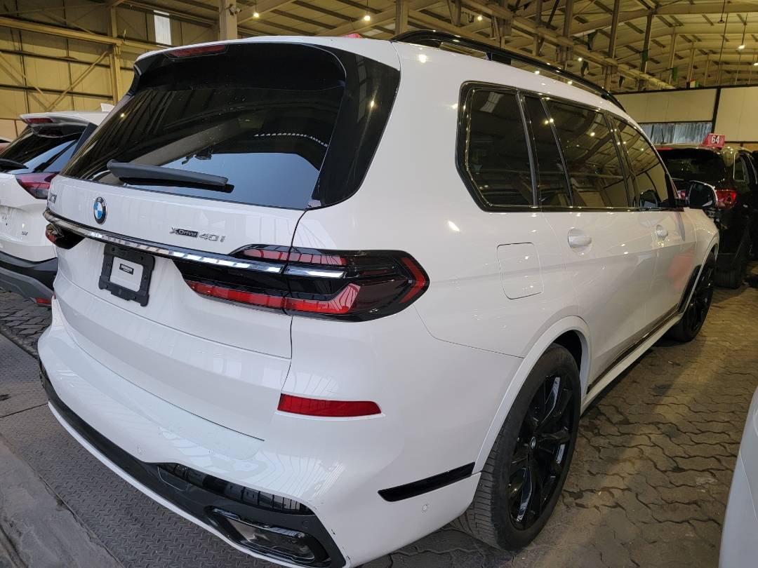2023 BMW X7 XDRIVE40I — 13519 Miles — Lot 8P9P91373 — Main - Marhaba Auctions Used Cars - Image 3