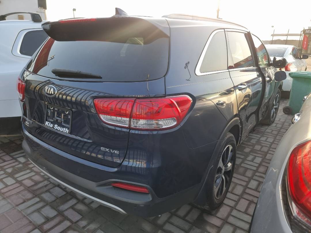 2018 KIA SORENTO — 225021 Miles — Lot 215478 — Ind. 12 - Marhaba Auctions Used Cars - Image 4