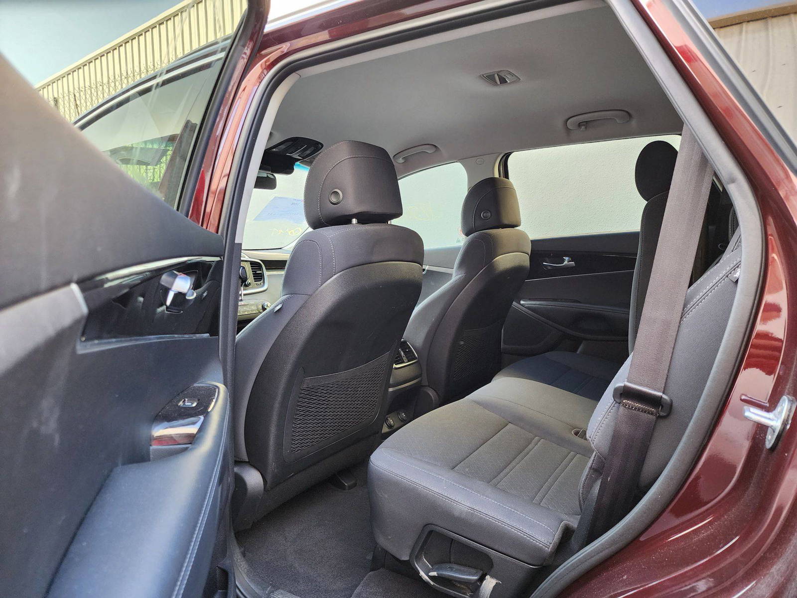 KIA SORENTO 2017 - Marhaba Auction Used Cars - Image 7