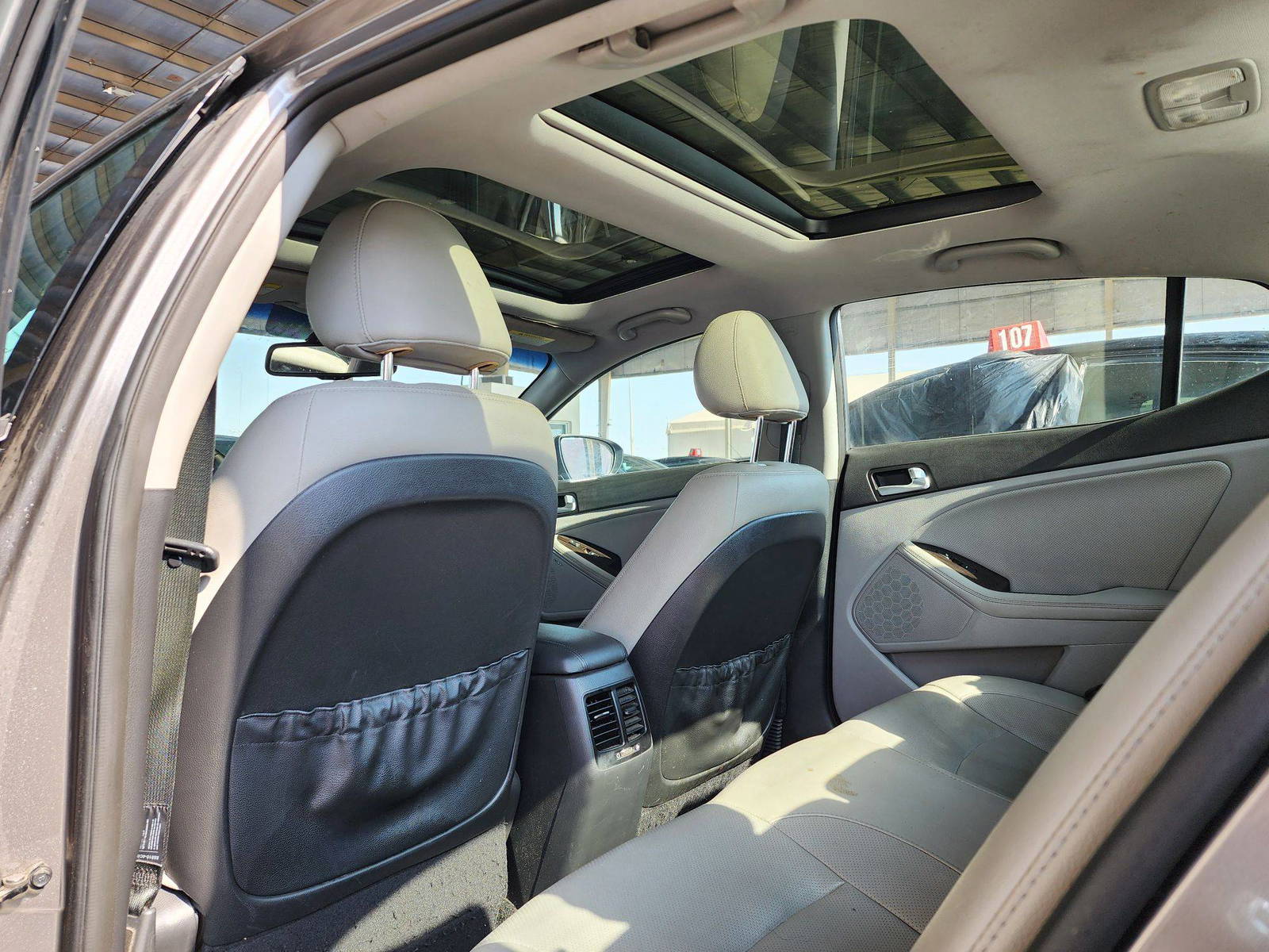 2015 KIA OPTIMA — 82405 Miles — Lot 81119363 — Souq - Marhaba Auctions Used Cars - Image 6