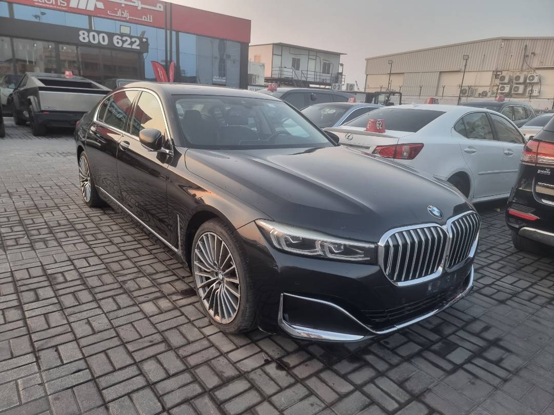 2020 BMW 740 I — 106277 KM — Lot GF97133 — Ind. 12 - Marhaba Auctions Used Cars - Image 2