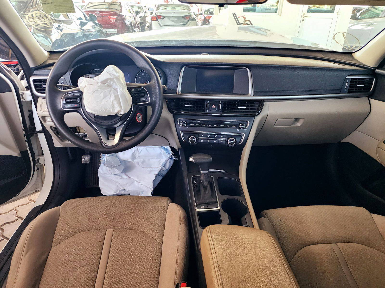 2018 KIA OPTIMA — 95475 Miles — Lot 2J5216145 — Souq - Marhaba Auctions Used Cars - Image 7