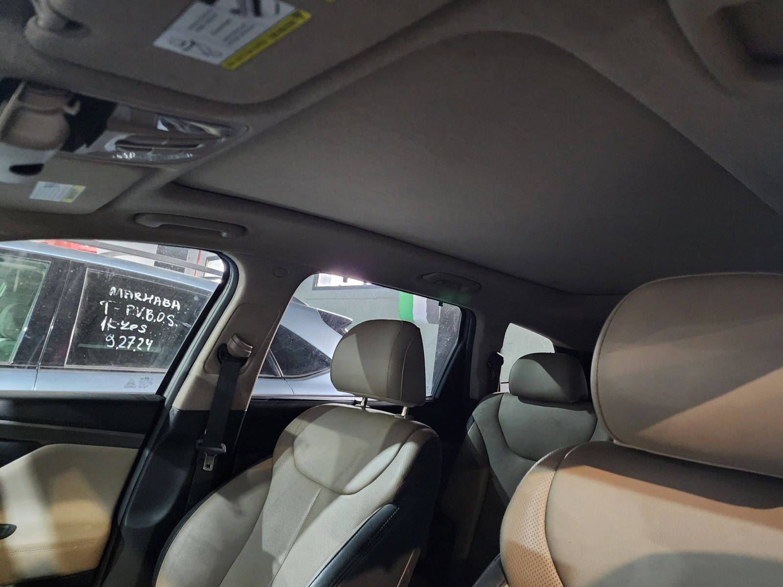 2019 HYUNDAI SANTA FE — 108624 Miles — Lot 79884 — Al Quoz - Marhaba Auctions Used Cars - Image 10