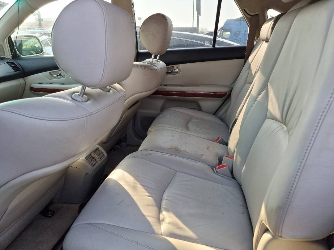 2007 LEXUS RX 400 — 266818 Miles — Lot 45708434 — Souq - Marhaba Auctions Used Cars - Image 7