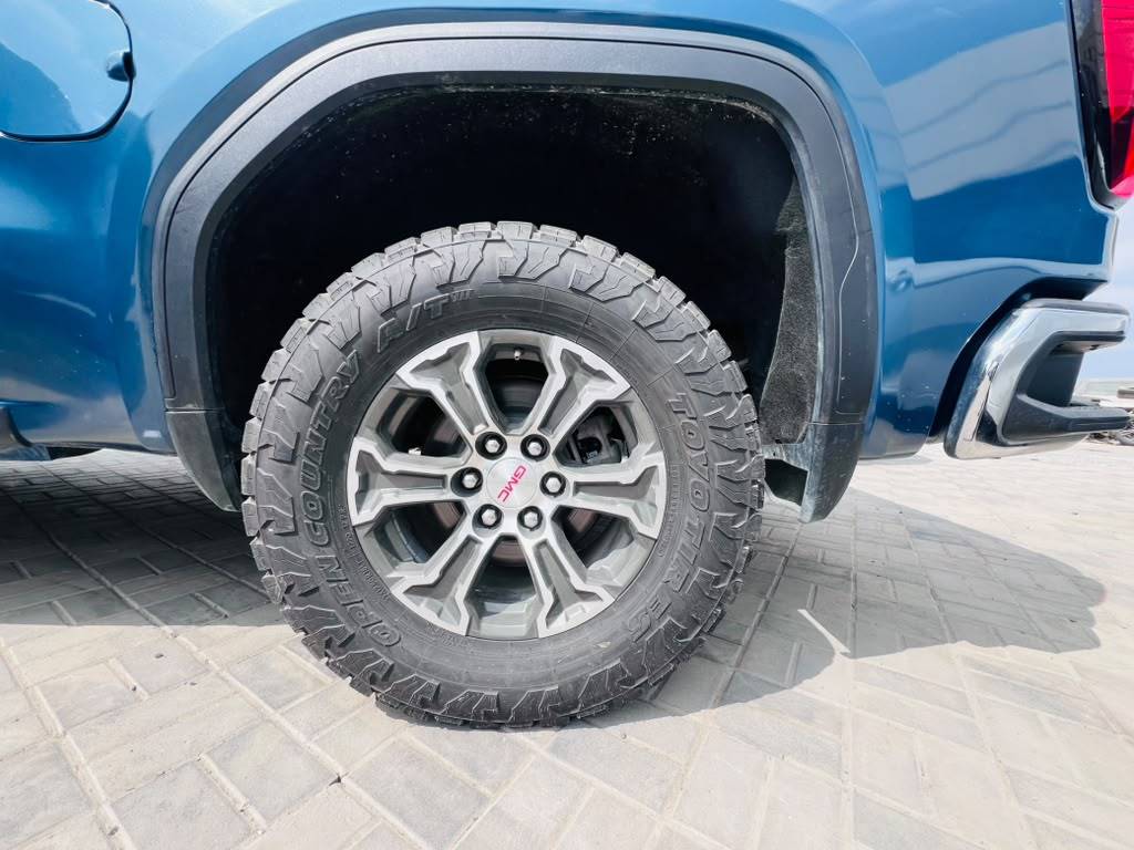 2024 GMC SIERRA — 47751 Miles — Lot 61612535 - Marhaba Auctions Used Cars - Image 11