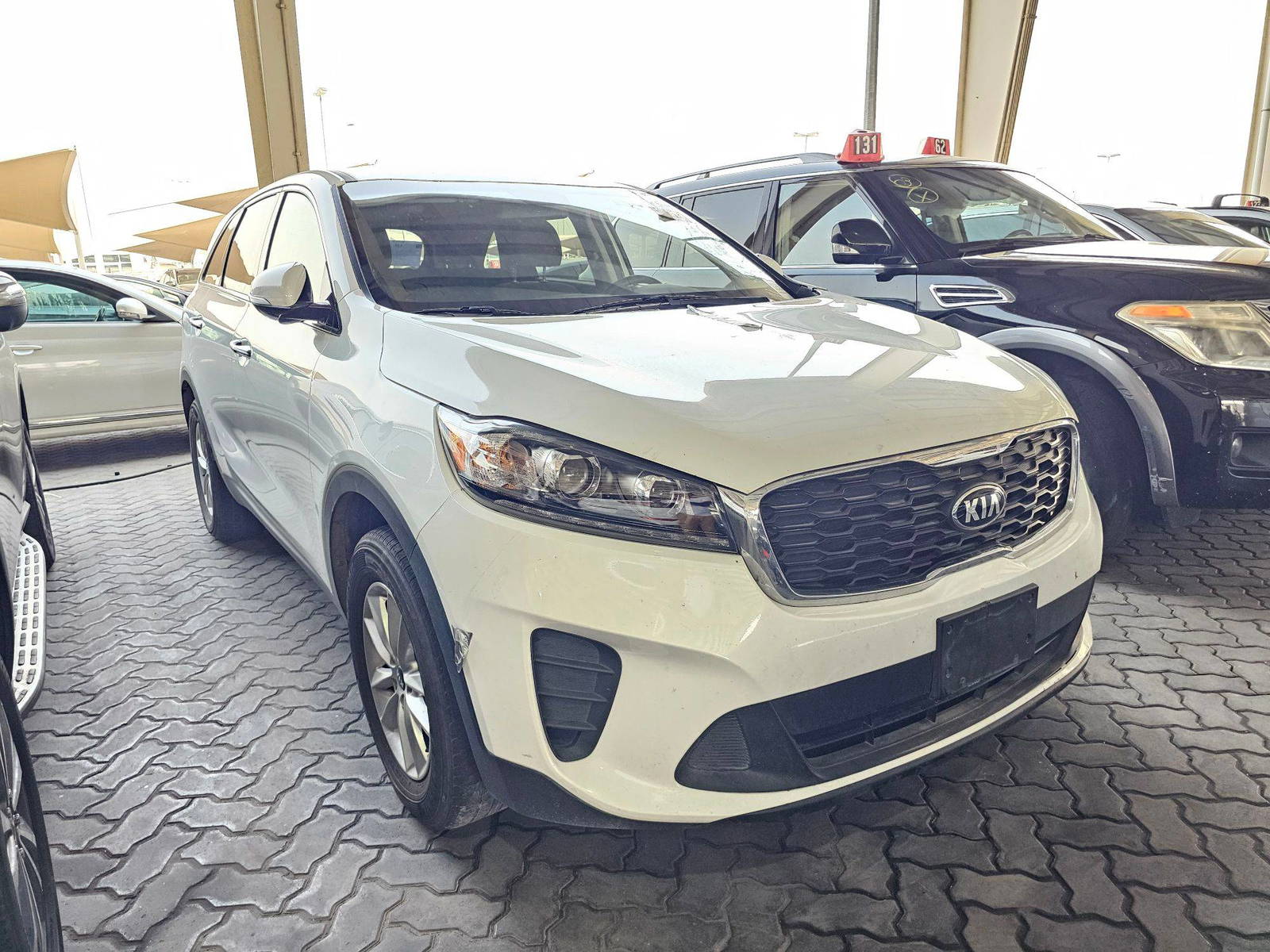2020 KIA SORENTO — 95612 Miles — Lot 47490945 — Souq - Marhaba Auctions Used Cars - Image 4