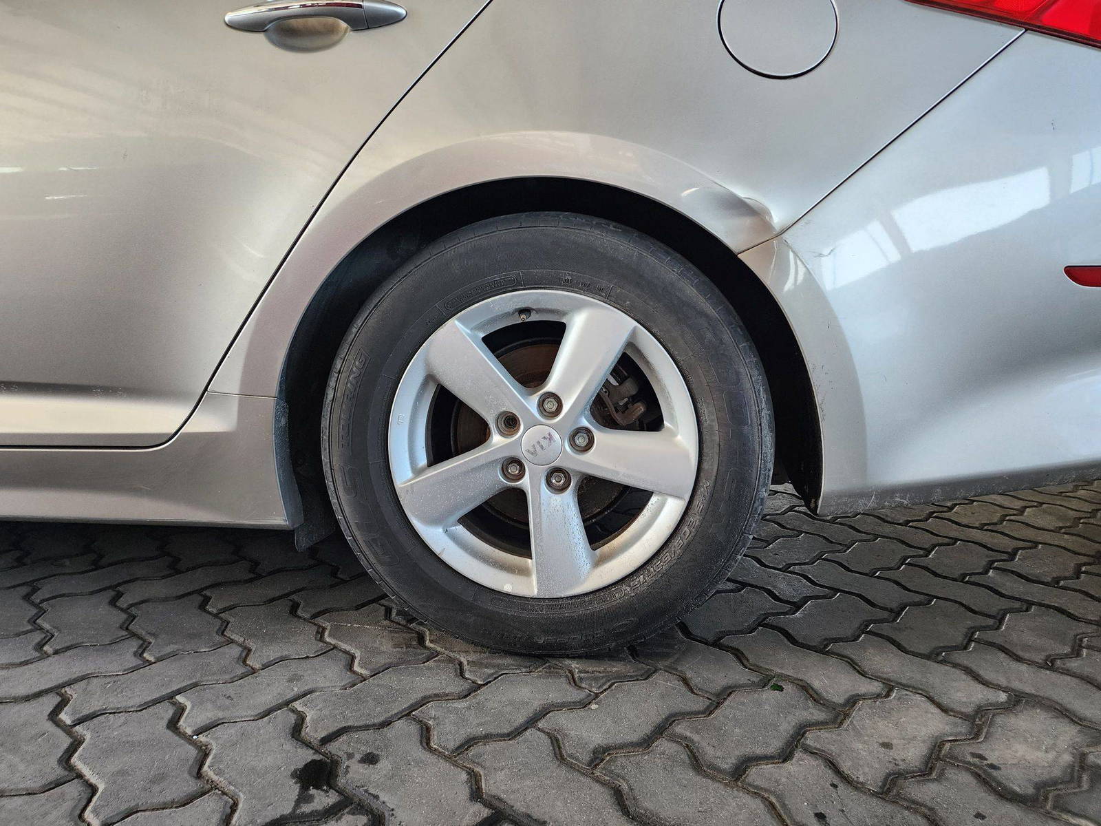 2015 KIA OPTIMA — 153180 Miles — Lot G447866 — Souq - Marhaba Auctions Used Cars - Image 10