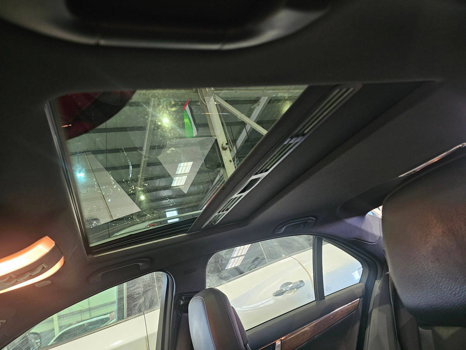 MERCEDES BENZ C300 2011 - Marhaba Auction Used Cars - Image 9