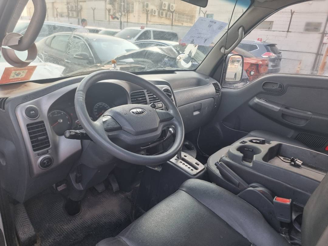 KIA BONGO 3 2014 - Marhaba Auction Used Cars - Image 7