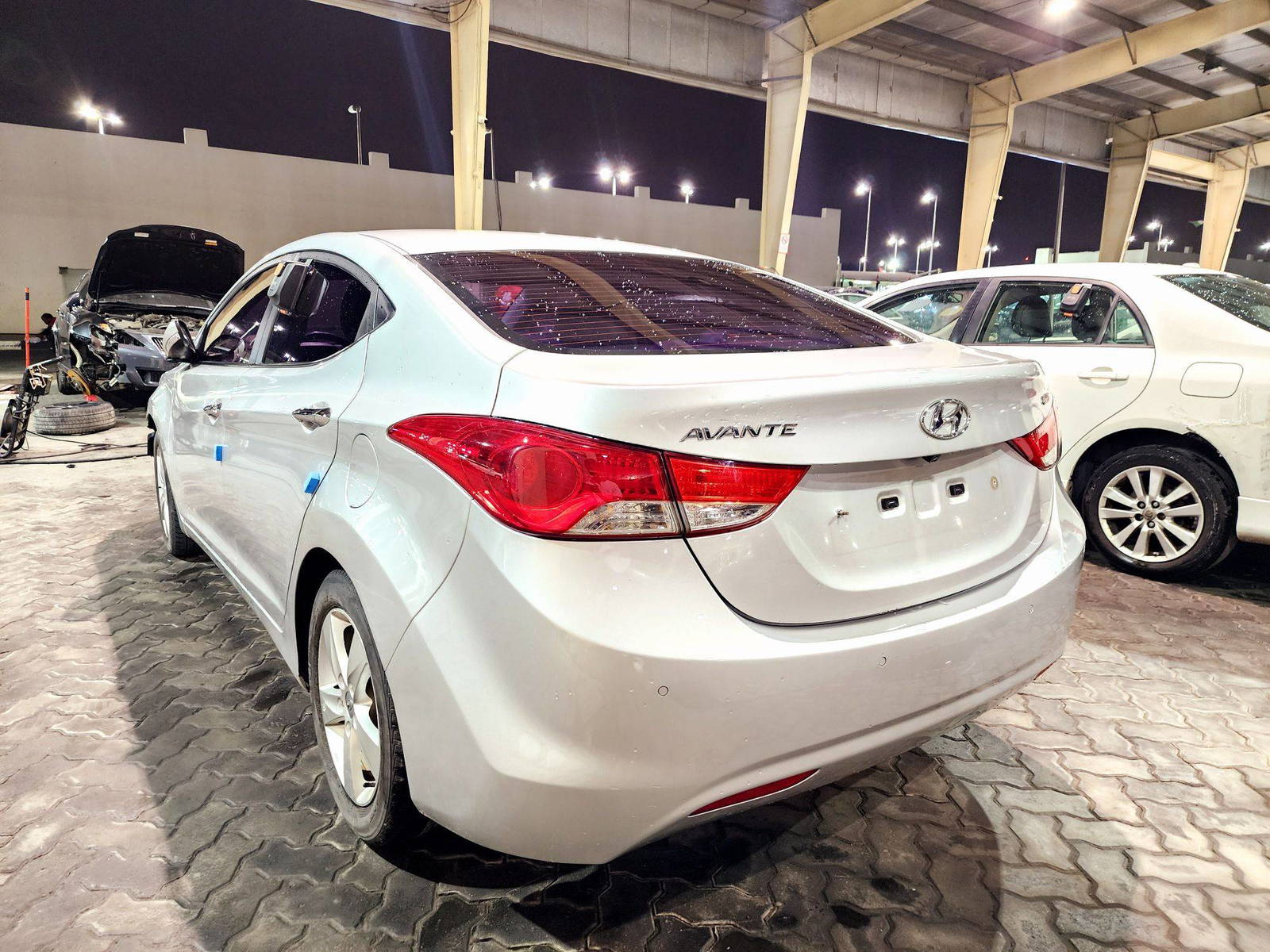 2013 HYUNDAI AVANTE — 156433 KM — Lot 788805 — Souq - Marhaba Auctions Used Cars - Image 3