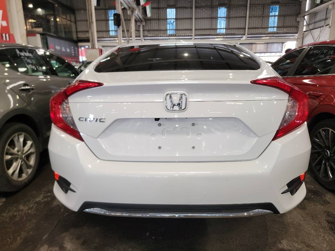 2019 HONDA CIVIC — 96562 KM — Lot 39965574 — Main - Marhaba Auctions Used Cars - Image 12