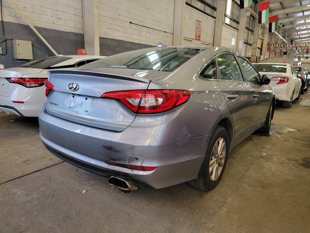 2015 HYUNDAI SONATA — 120423 Miles — Lot 720622 — Main - Marhaba Auctions Used Cars - Image 4