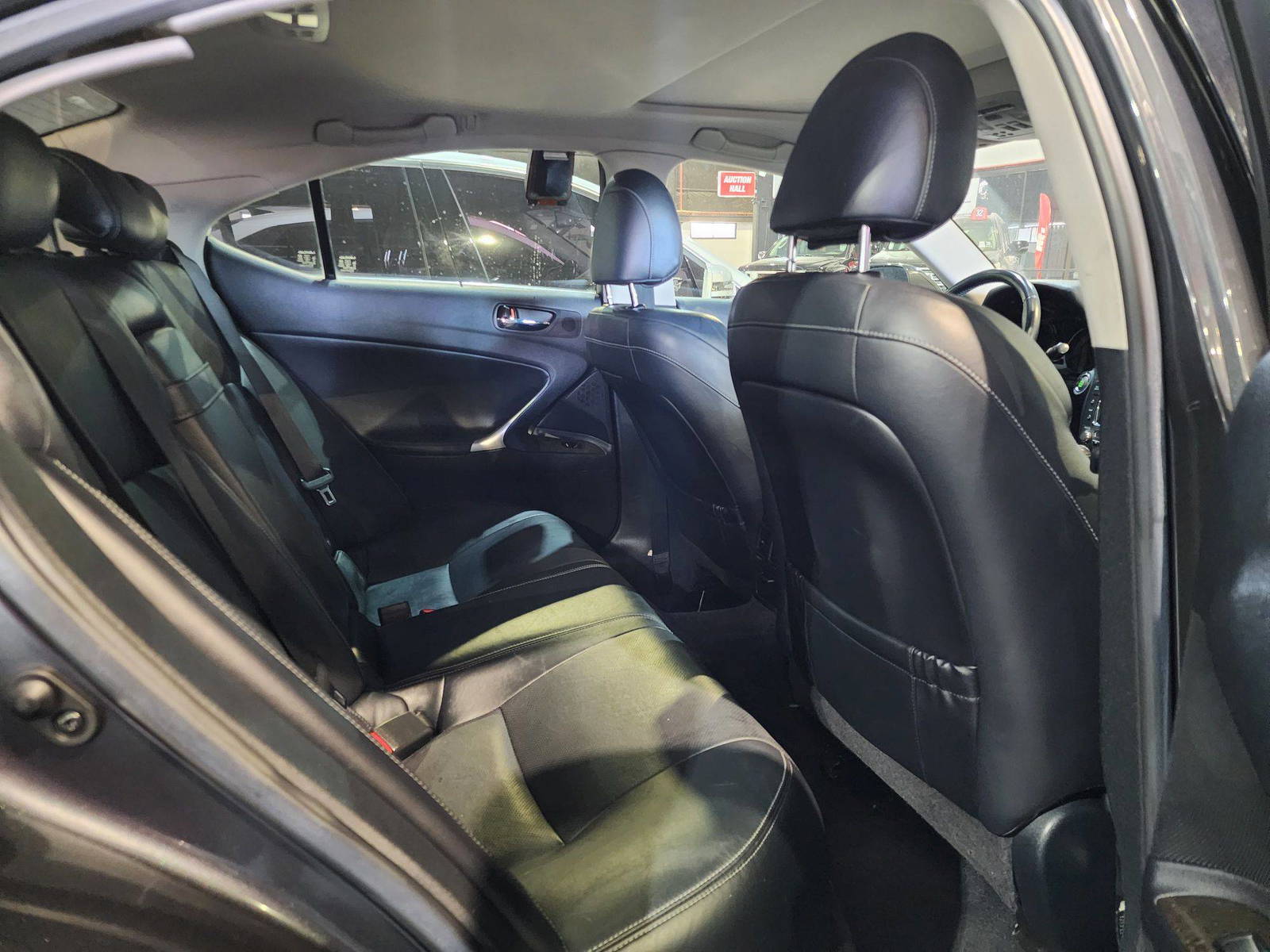 2010 LEXUS IS 250 — 151611 Miles — Lot 033873 — Al Quoz - Marhaba Auctions Used Cars - Image 7