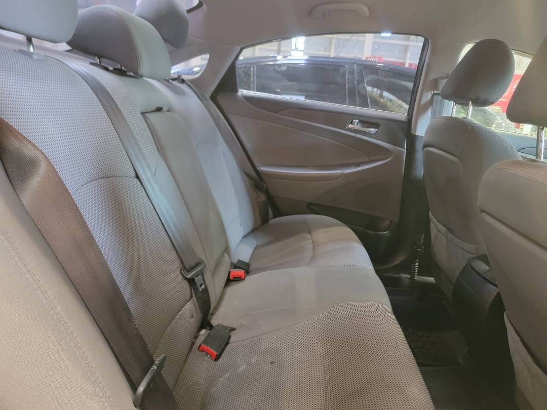 2014 HYUNDAI SONATA — 74825 Miles — Lot H906479 - Marhaba Auctions Used Cars - Image 5