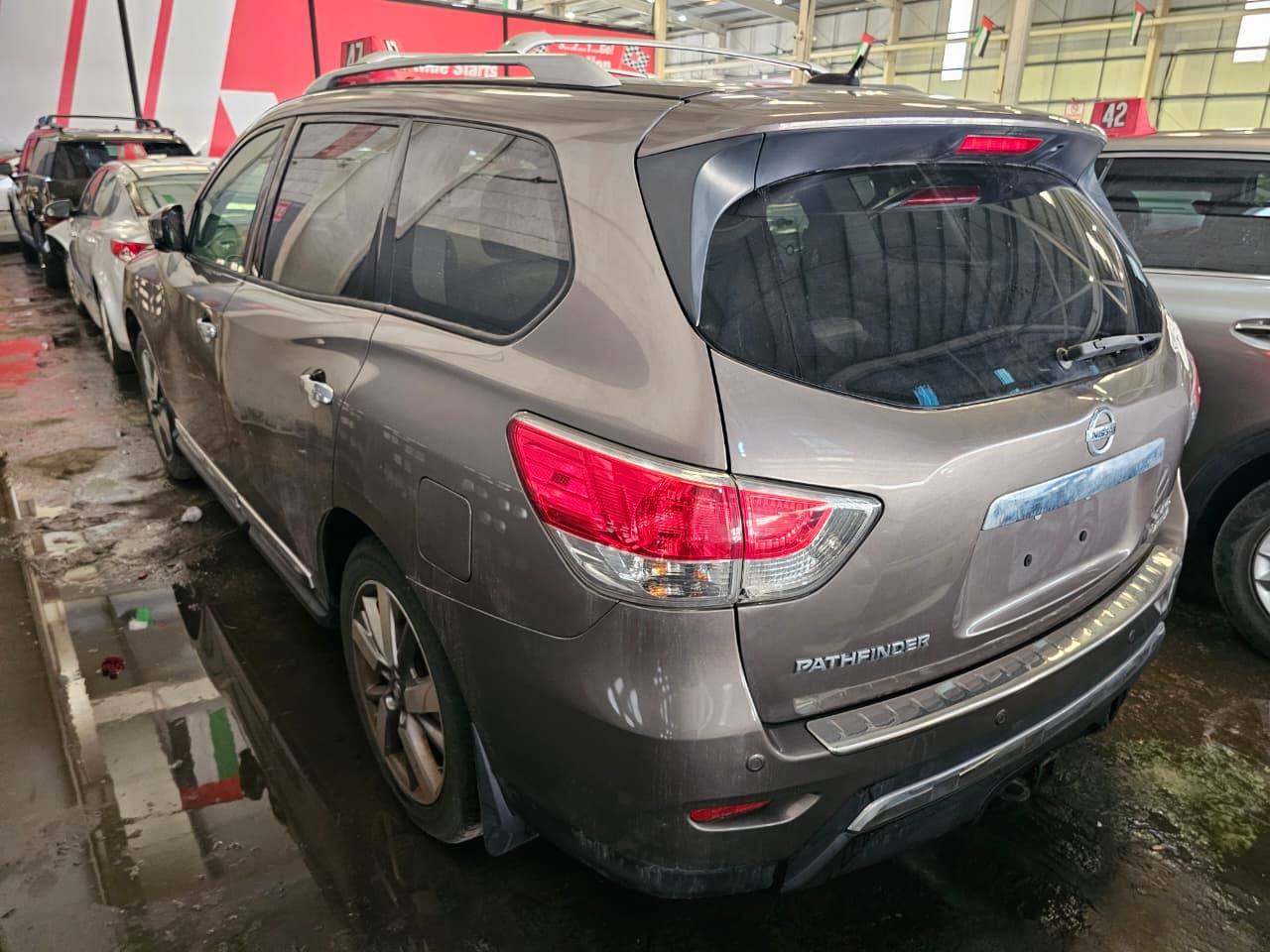 2014 NISSAN PATHFINDER — 237438 Miles — Lot EC642847 — Main - Marhaba Auctions Used Cars - Image 5