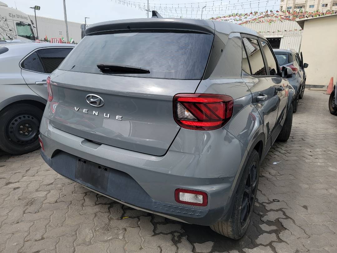 2020 HYUNDAI VENUE SEL — 76413 Miles — Lot 69420724 — Main - Marhaba Auctions Used Cars - Image 3