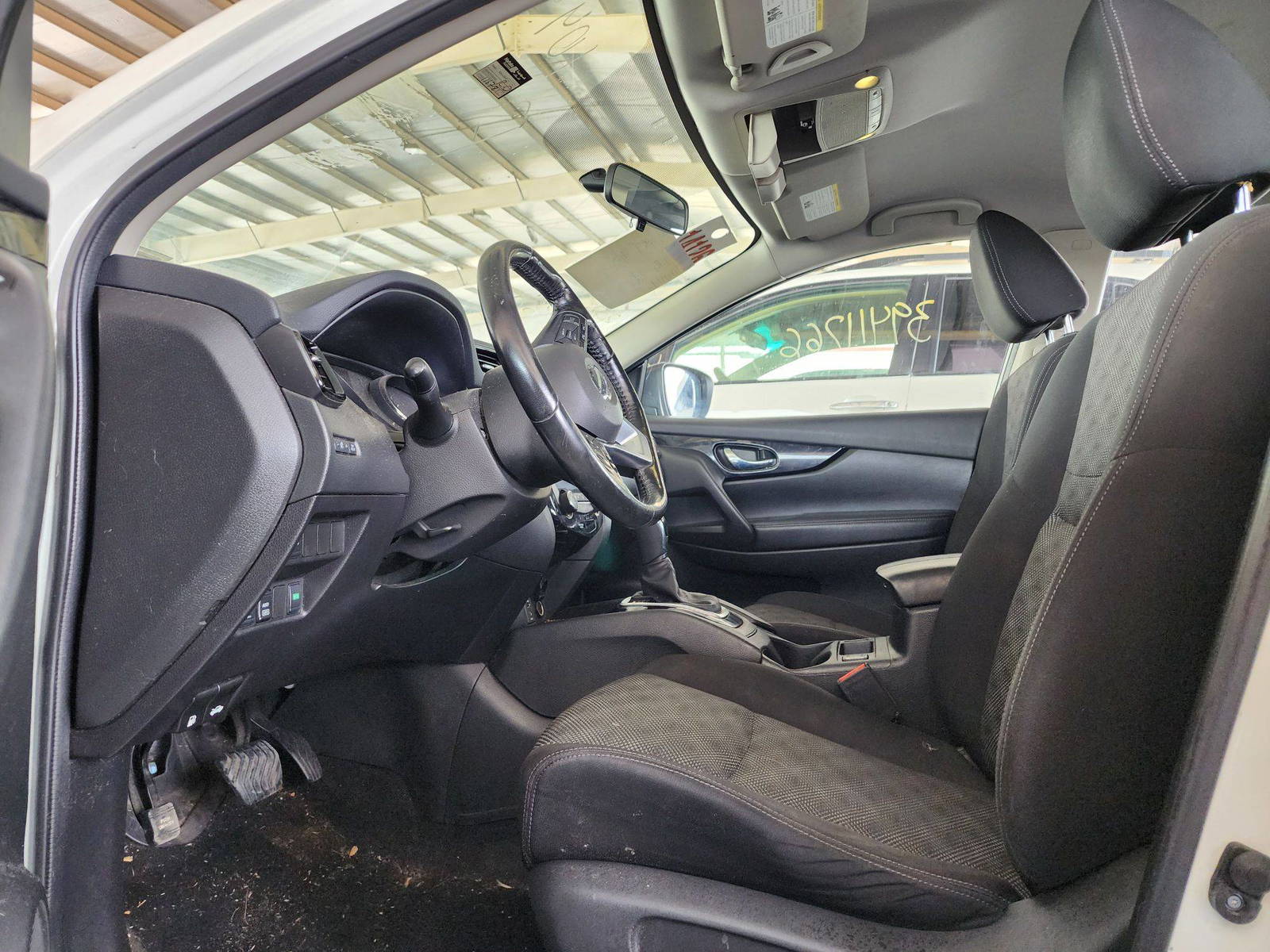 2017 NISSAN ROGUE SPORTS — 116781 Miles — Lot 39411766 — Souq - Marhaba Auctions Used Cars - Image 8