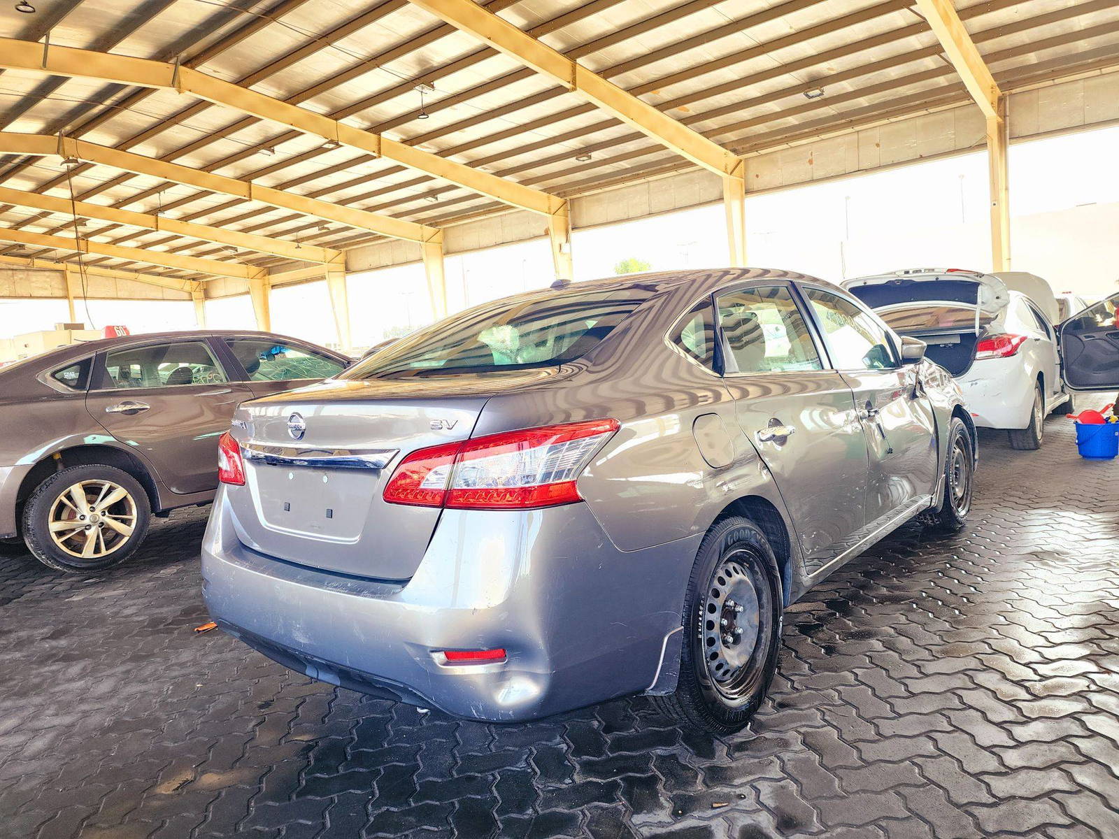 2015 NISSAN SENTRA — 84979 Miles — Lot 68790954 — Souq - Marhaba Auctions Used Cars - Image 3