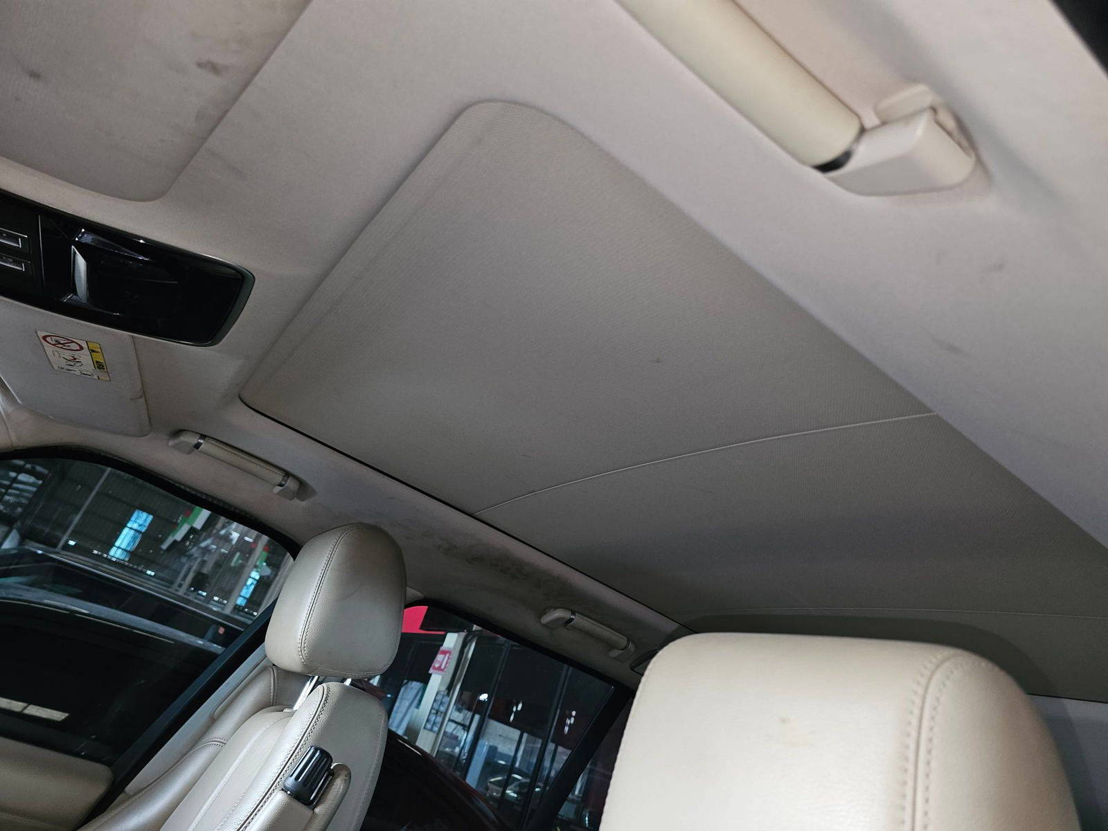 2014 LAND ROVER RANGE ROVER VOGUE — 176431 KM — Lot EN150062 — Main - Marhaba Auctions Used Cars - Image 10
