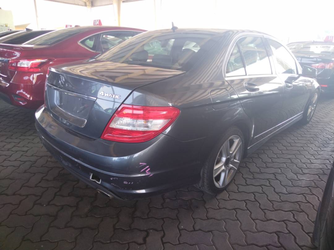 2011 MERCEDES BENZ C300 — 166678 Miles — Lot 70277373 - Marhaba Auctions Used Cars - Image 4