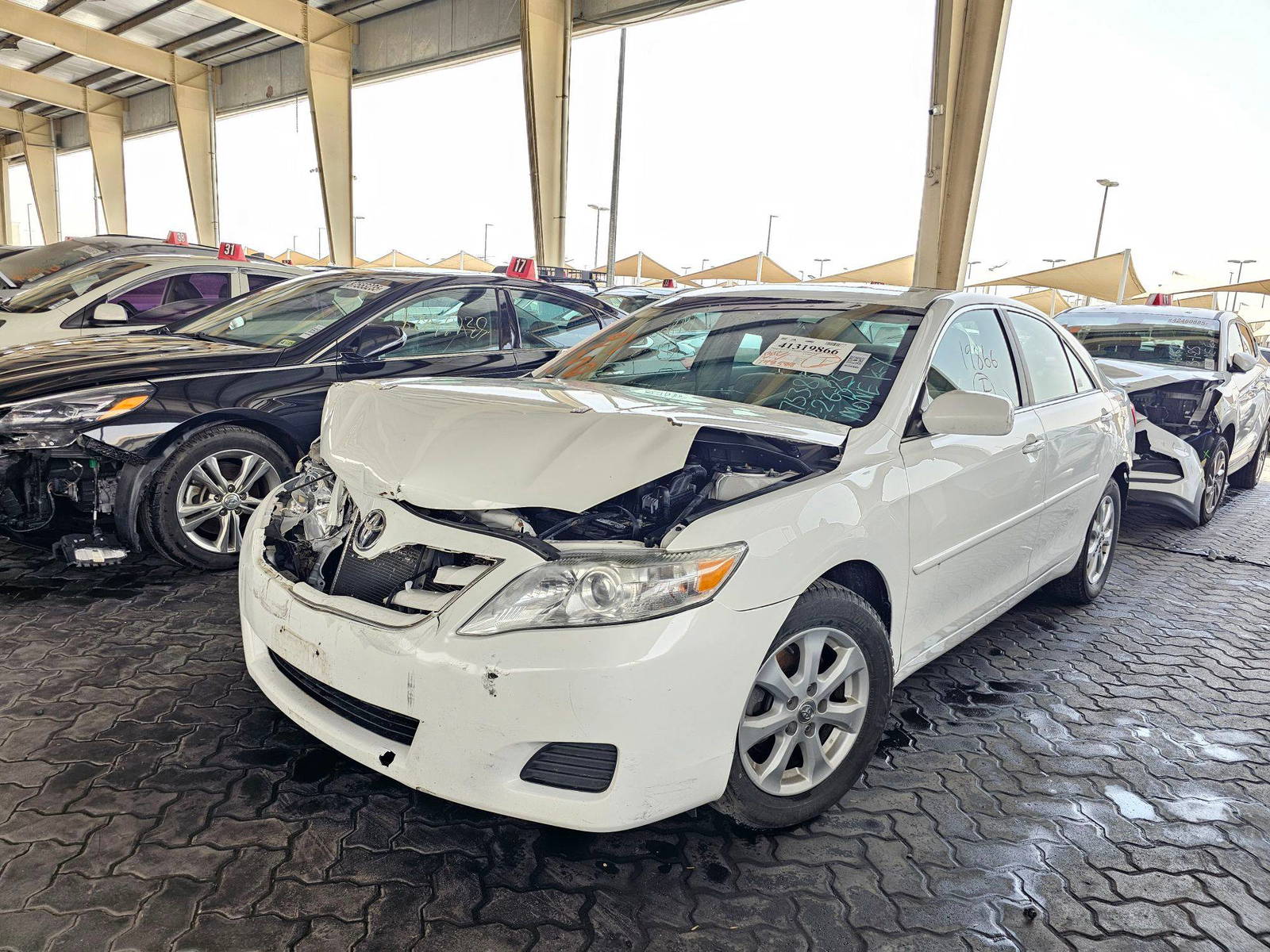 2010 TOYOTA CAMRY — 148588 Miles — Lot AR075385 — Souq - Marhaba Auctions Used Cars - Image 5