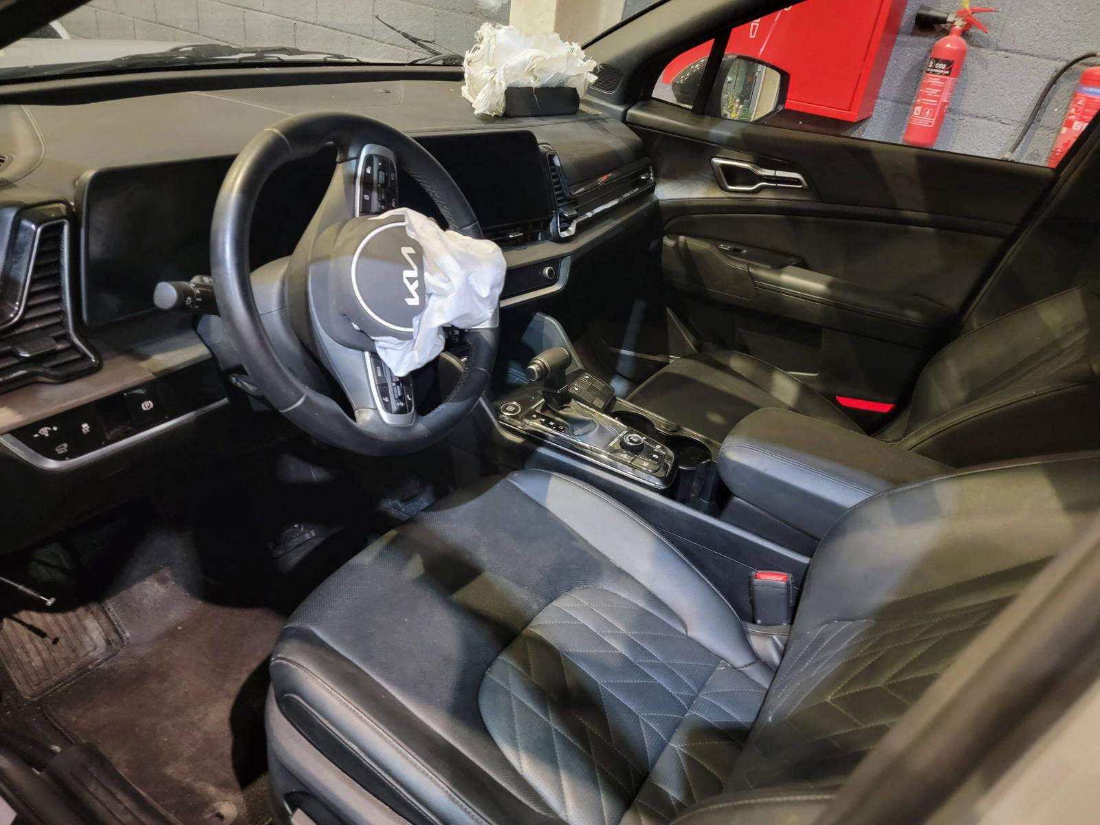 KIA SPORTAGE 2023 - Marhaba Auction Used Cars - Image 8