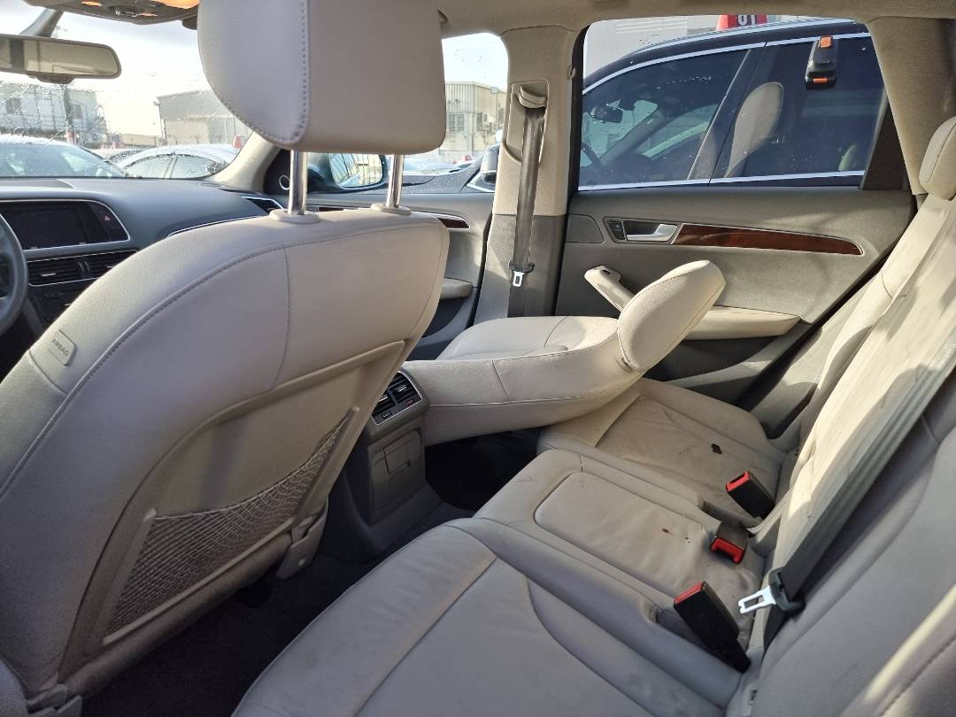 2010 AUDI Q5 — 104770 Miles — Lot 046071 — Ind. 12 - Marhaba Auctions Used Cars - Image 10