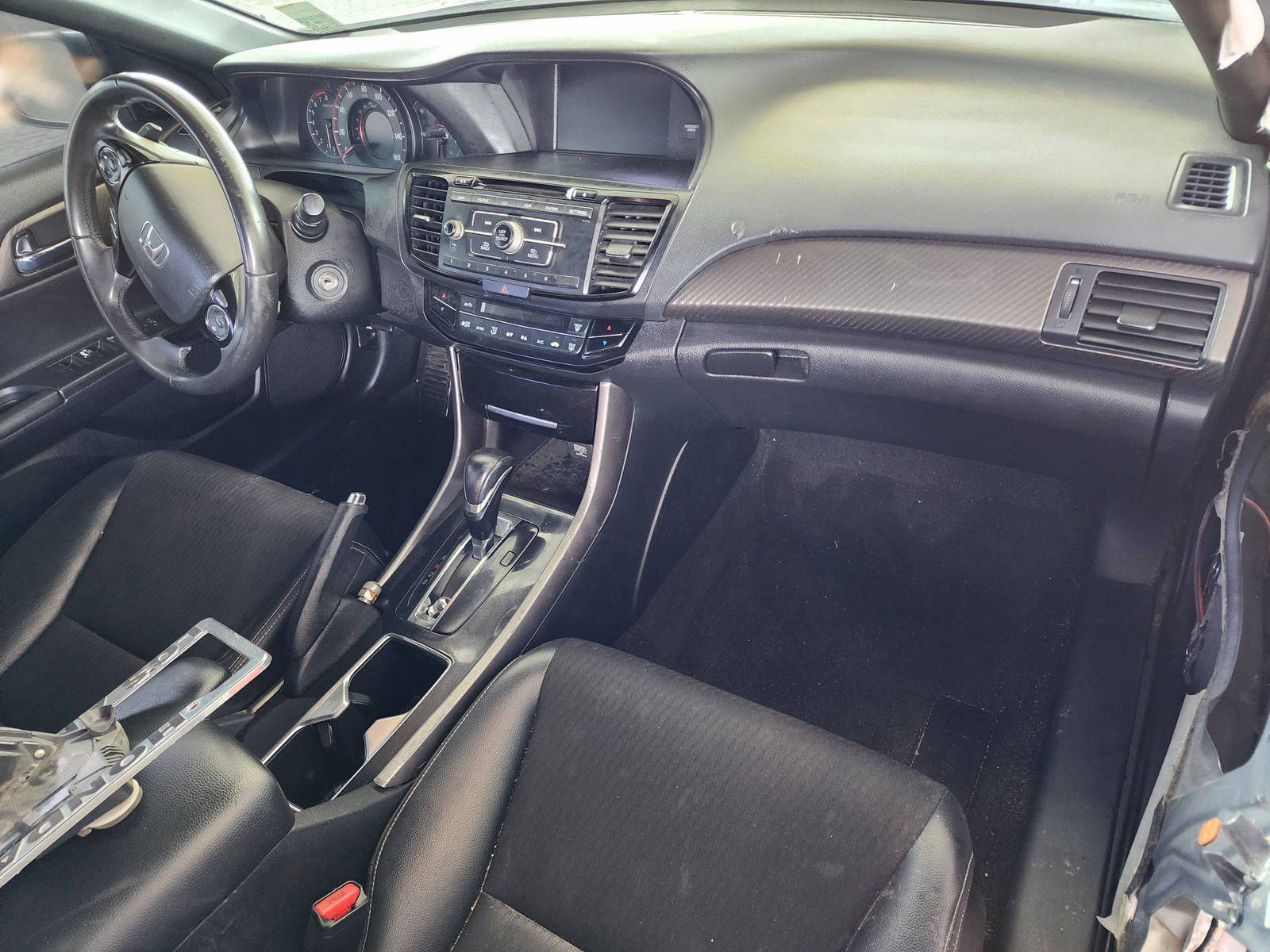 2017 HONDA ACCORD — 95722 Miles — Lot 67501603 - Marhaba Auctions Used Cars - Image 5