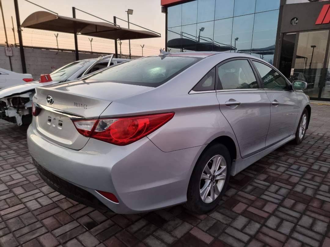 2014 HYUNDAI SONATA — 212563 Miles — Lot 215478 — Ind. 12 - Marhaba Auctions Used Cars - Image 5
