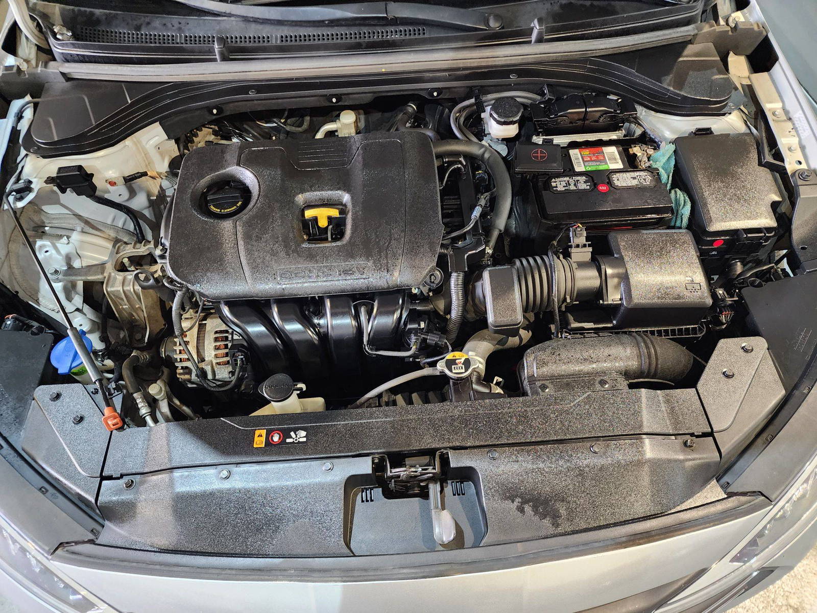 2020 HYUNDAI ELANTRA — 185593 Miles — Lot 948483 — Al Quoz - Marhaba Auctions Used Cars - Image 11