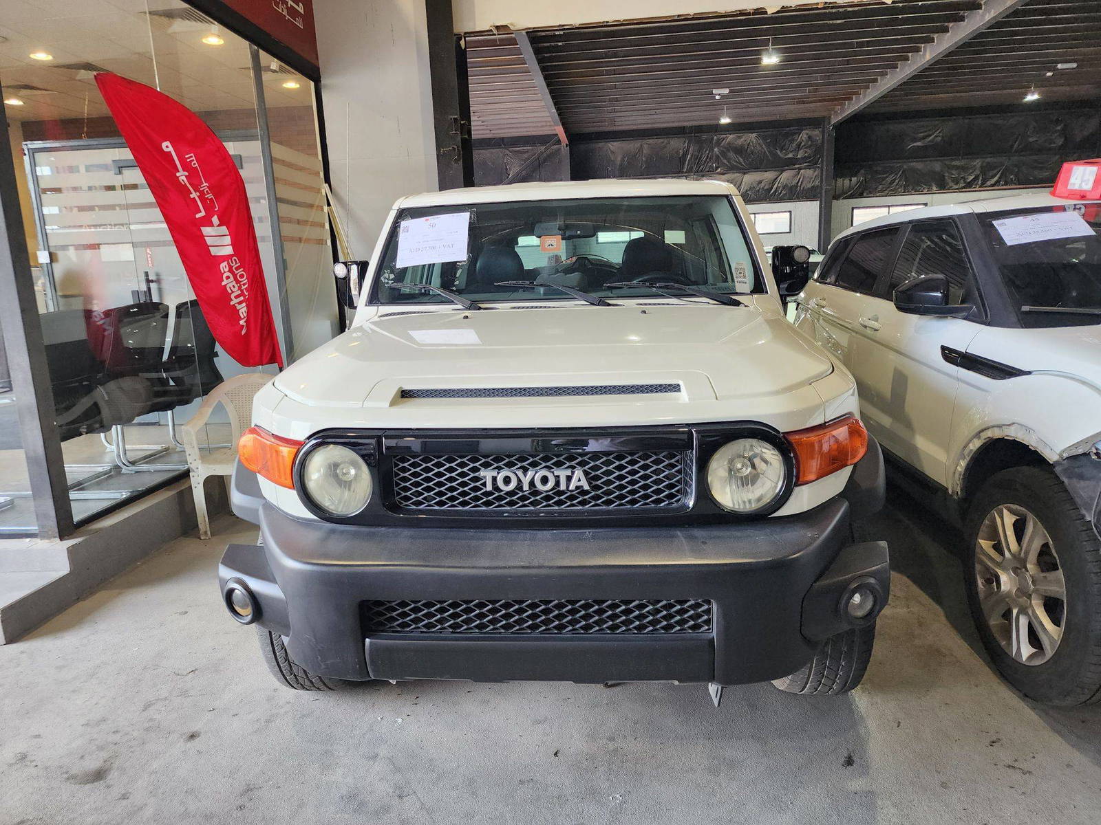 2009 TOYOTA FJ CRUISER — 517389 KM — Lot 39K063077 — Main - Marhaba Auctions Used Cars - Image 5