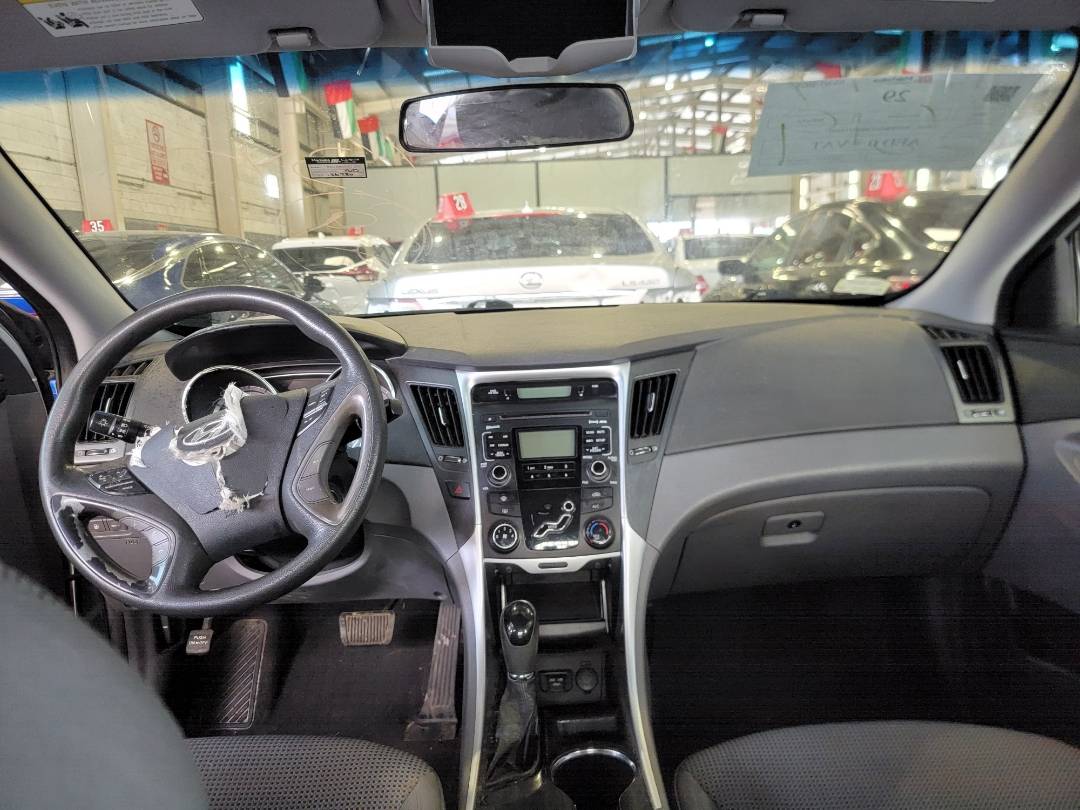 2011 HYUNDAI SONATA — 136980 Miles — Lot 40775619 — Main - Marhaba Auctions Used Cars - Image 8