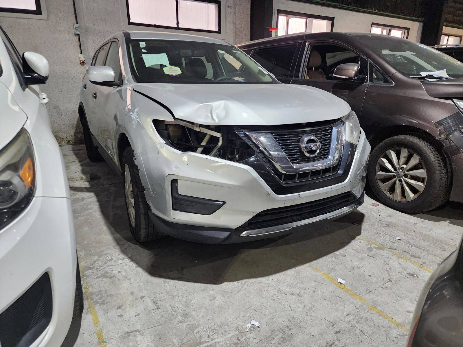 2017 NISSAN ROGUE — 175541 Miles — Lot V6HW008209 — Souq - Marhaba Auctions Used Cars - Image 3