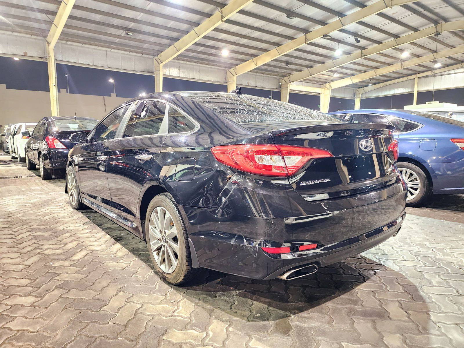 2016 HYUNDAI SONATA — 102213 Miles — Lot AF3GH408531 — Souq - Marhaba Auctions Used Cars - Image 3
