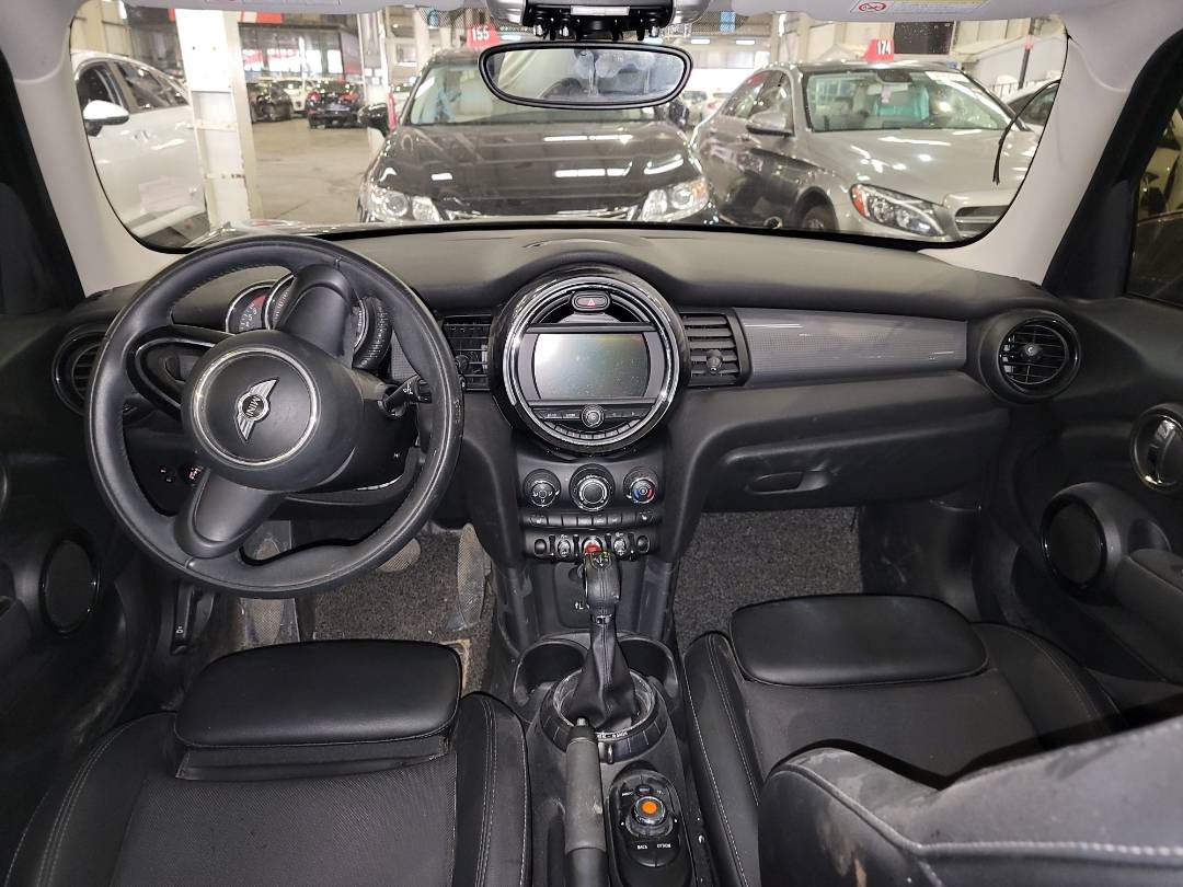 2018 MINI COOPER — 86828 KM — Lot 05917 — Main - Marhaba Auctions Used Cars - Image 7