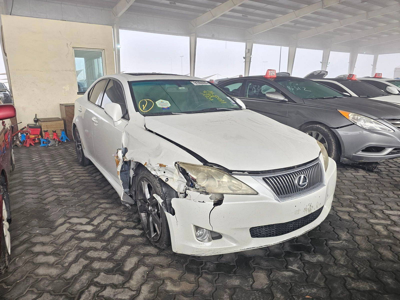 2010 LEXUS IS 250 — 220345 Miles — Lot 91055555 — Souq - Marhaba Auctions Used Cars - Image 5
