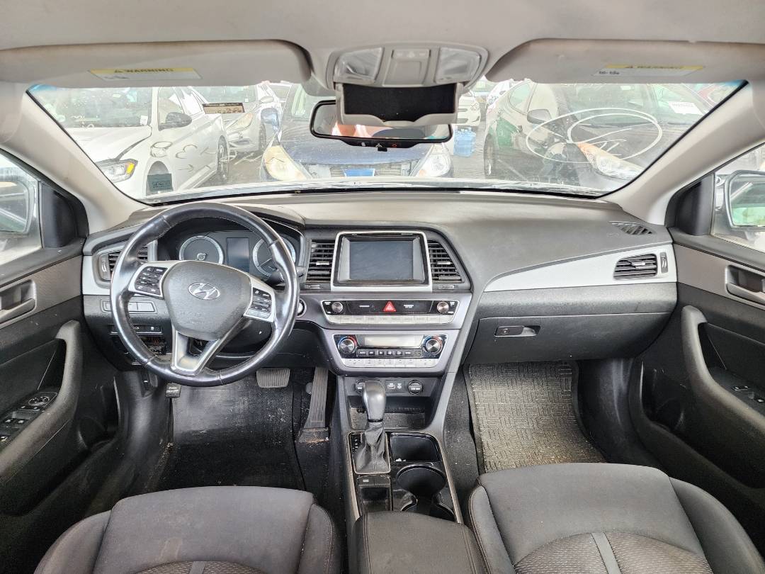 2019 HYUNDAI SONATA — 152589 Miles — Lot 42660784 — Souq - Marhaba Auctions Used Cars - Image 7