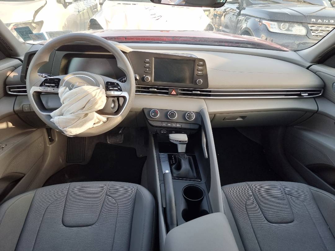2024 HYUNDAI ELANTRA — 977 Miles — Lot 125487 — Al Surrah - Marhaba Auctions Used Cars - Image 8