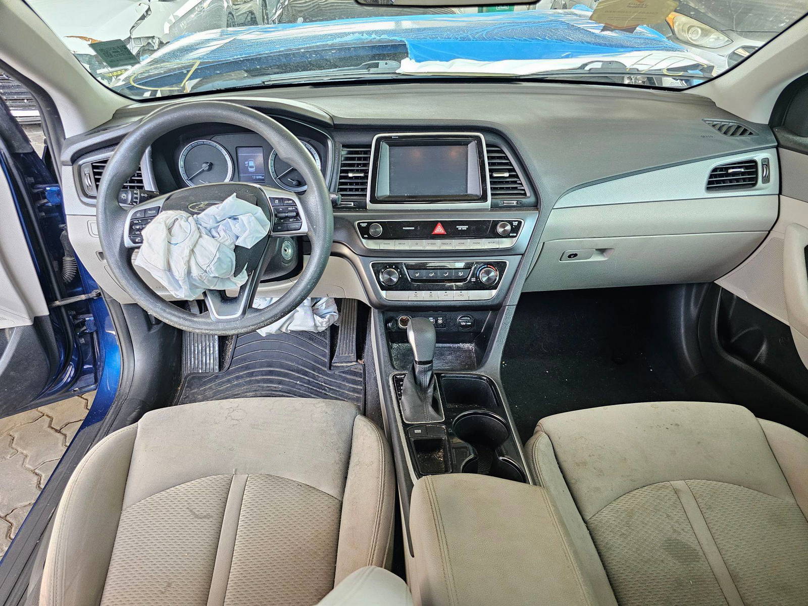 2019 HYUNDAI SONATA — 131898 Miles — Lot 47264935 — Souq - Marhaba Auctions Used Cars - Image 7