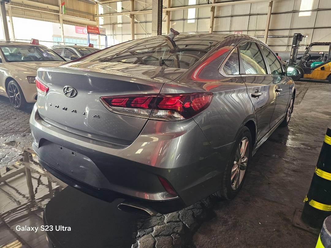 2018 HYUNDAI SONATA — 118128 Miles — Lot JH632676 — Main - Marhaba Auctions Used Cars - Image 4