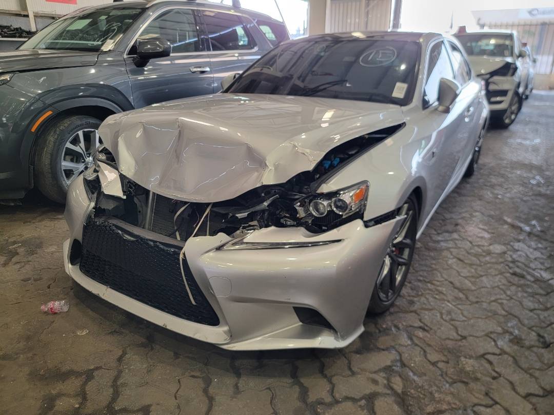 2016 LEXUS IS-350 — 129364 Miles — Lot 1G5011584 — Souq - Marhaba Auctions Used Cars - Image 5