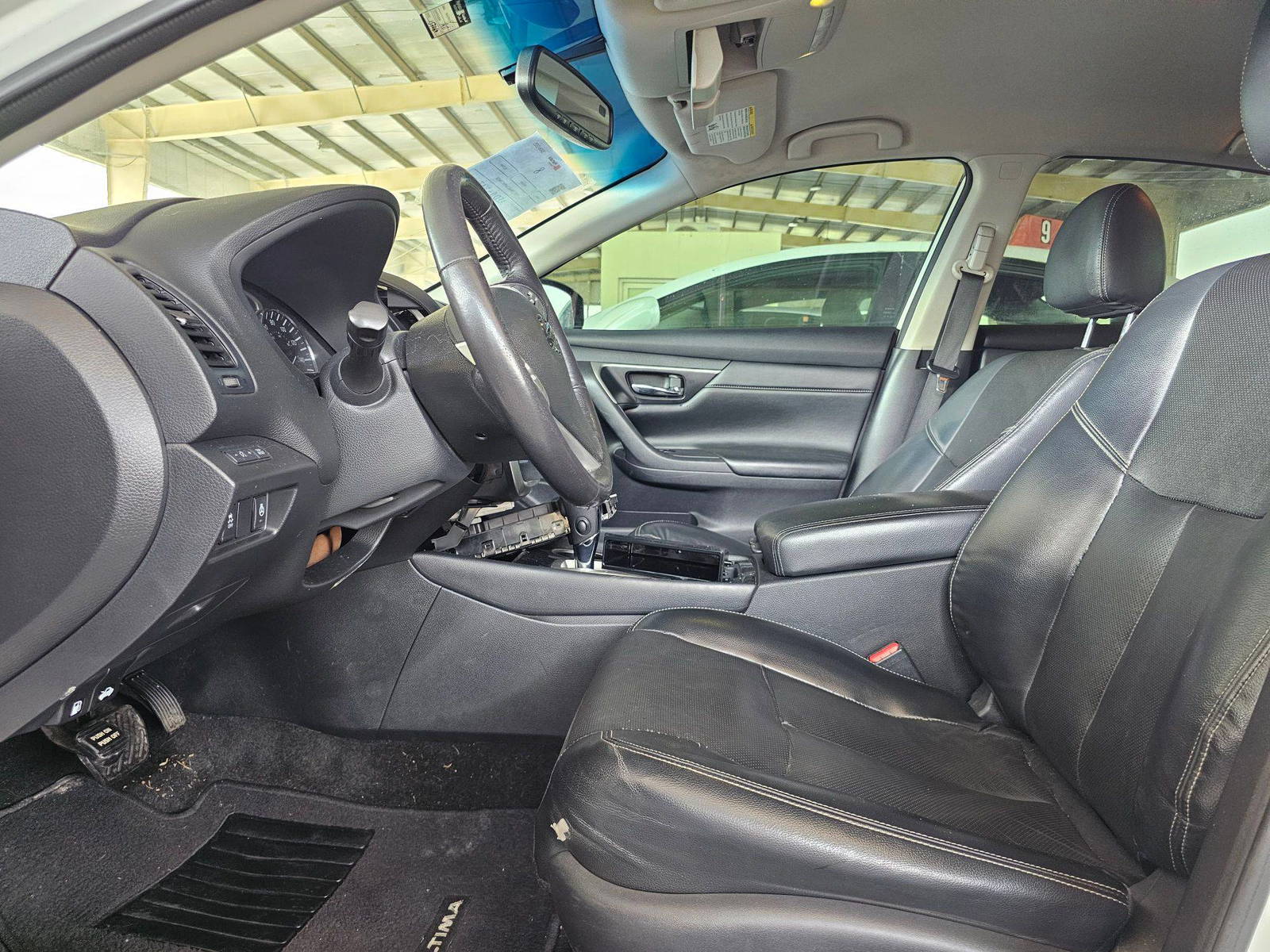 2018 NISSAN ALTIMA — 157060 Miles — Lot P9JC196678 — Souq - Marhaba Auctions Used Cars - Image 8