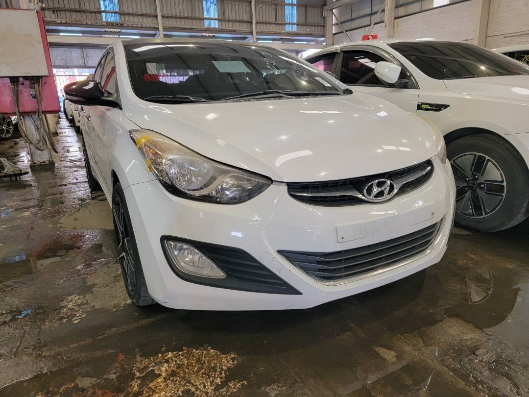 2011 HYUNDAI AVANTE — 220511 KM — Lot 079563 — Main - Marhaba Auctions Used Cars - Image 4