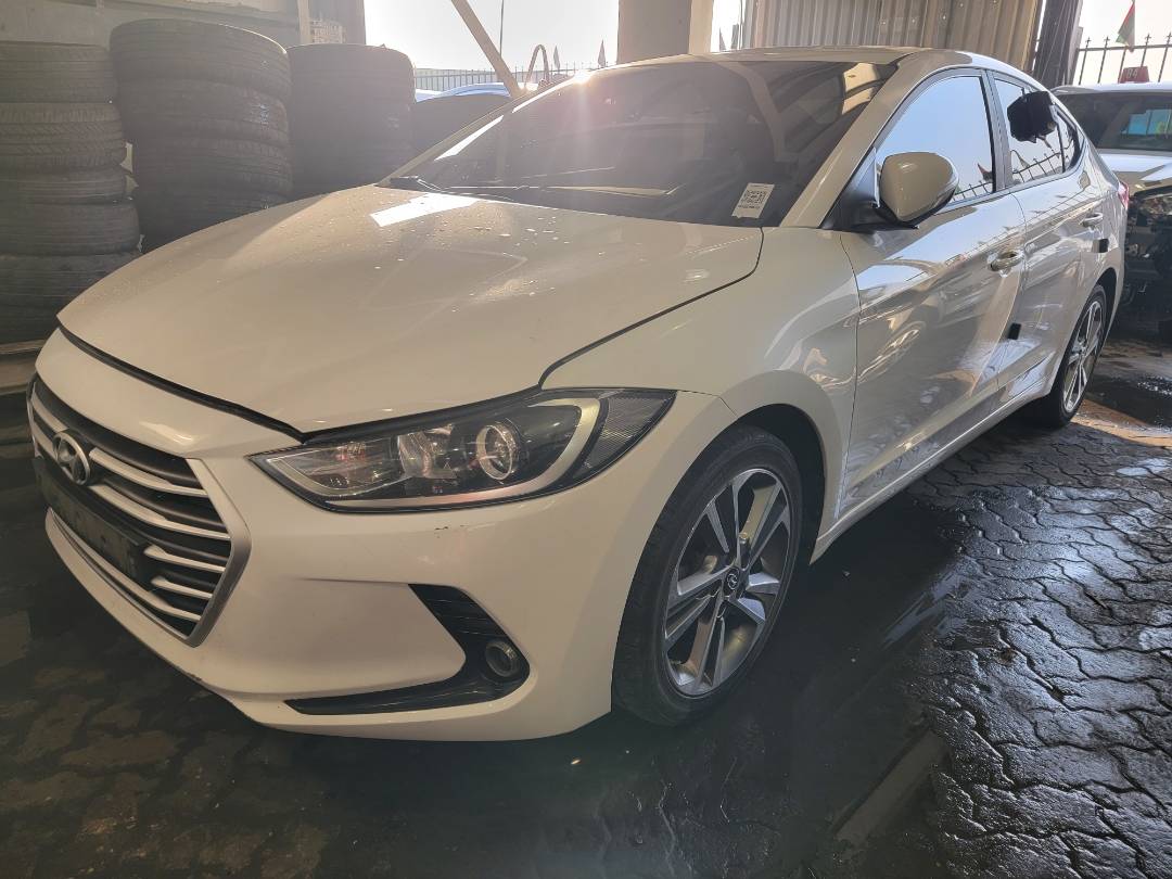 2018 HYUNDAI AVANTE — 149604 KM — Lot 577264 — Main - Marhaba Auctions Used Cars - Image 5