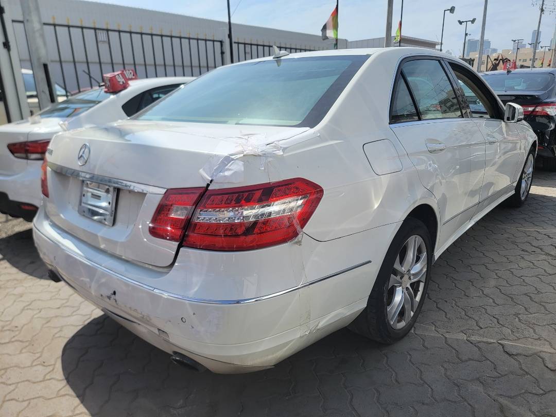 2010 MERCEDES BENZ E 350 — 225942 Miles — Lot 38211592 - Marhaba Auctions Used Cars - Image 3