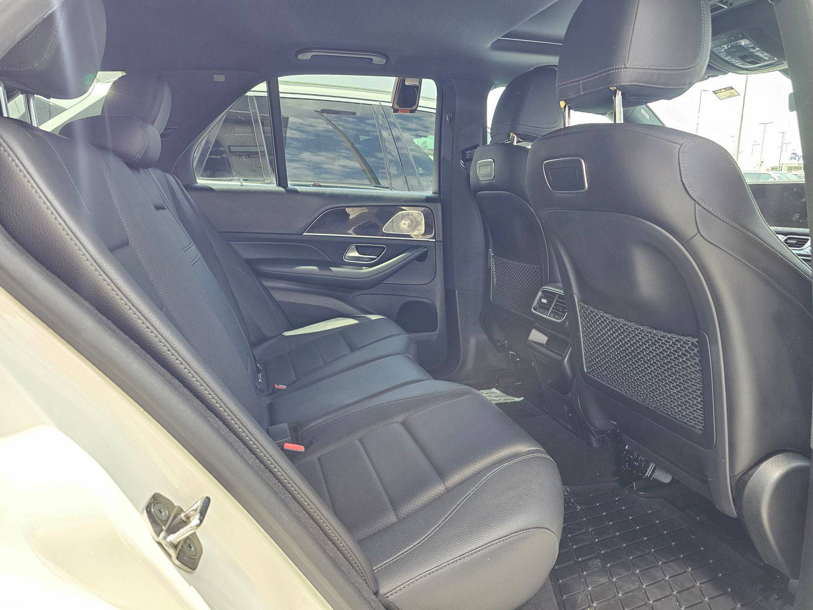 2020 MERCEDES BENZ GLE 350 — 118774 Miles — Lot A048494 — Souq - Marhaba Auctions Used Cars - Image 17