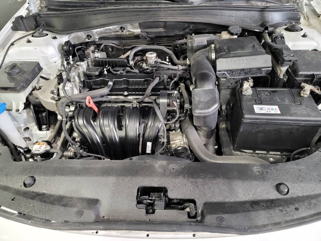 2018 KIA OPTIMA — 119778 Miles — Lot G235123 — Main - Marhaba Auctions Used Cars - Image 11